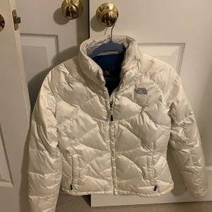 White women’s north face jacket